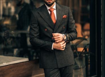 Áo Vest Đen – Biểu Tượng Thời Trang Nam Thanh Lịch Mọi Thời Đại