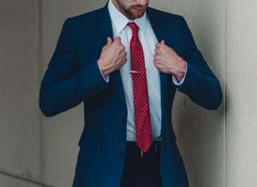 Hướng Dẫn Dễ Nhất Để Chọn Vest Nam Thiết Kế Chuẩn Phong Cách