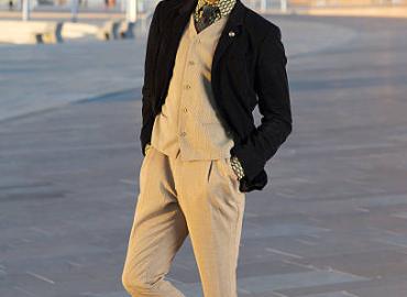 Mặc Vest Nam Không Cần Cà Vạt – Phong Cách Phóng Khoáng, Lịch Lãm Chuẩn Quý Ông