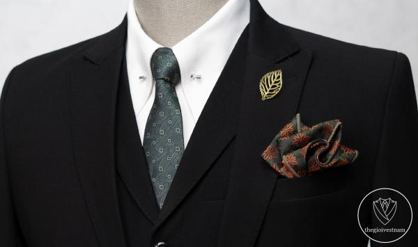 Bộ Suit Đen Trơn Phối Đột Chỉ Viền Modern Fit TGS375 - hình 3