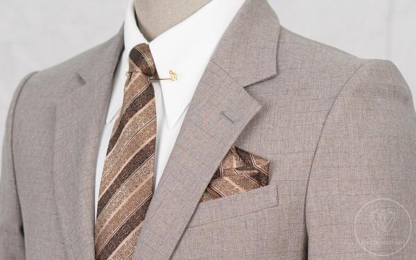 Bộ Suit Nâu Nhạt Hoạ Tiết Kẻ Classic Fit TGS382 - hình 2