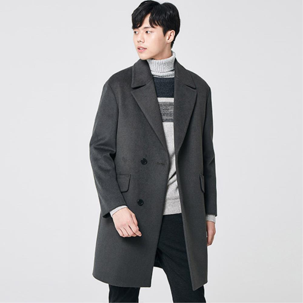 Phong cách street style với áo dạ oversize nam Hàn Quốc màu xám tro