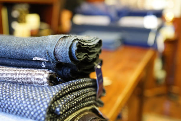 Bộ sưu tập vải cao cấp tại tiệm may gần đây